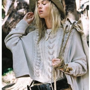🌟 Host Pick🌟 Spell Linda Slouch Knit in Sand